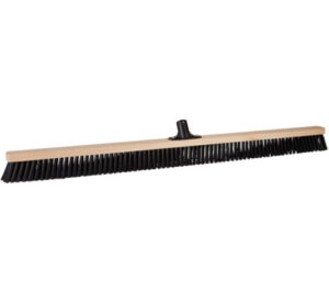 Broom w/Socket, 40.2" Medium, Wood