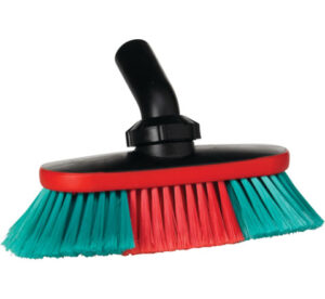 Vikan Vehicle Brush, waterfed, 9.8", Soft/split